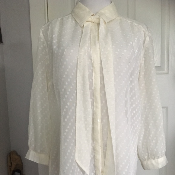 New York & Co Sheer White Button Down Blouse L - Picture 1 of 4